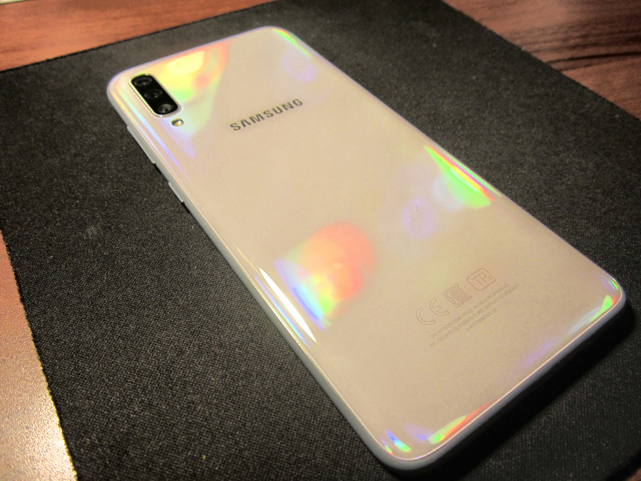 Samsung Galaxy a70 128 гигабайт