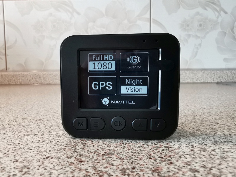 Обзор на Видеорегистратор NAVITEL R300 GPS - изображение 4