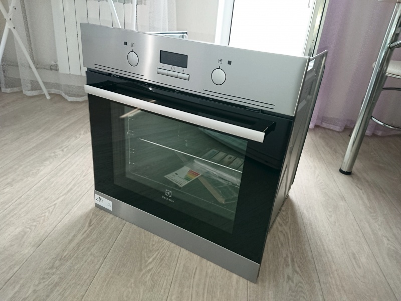 Электрический духовой шкаф electrolux ezb 52430 ax серебристый