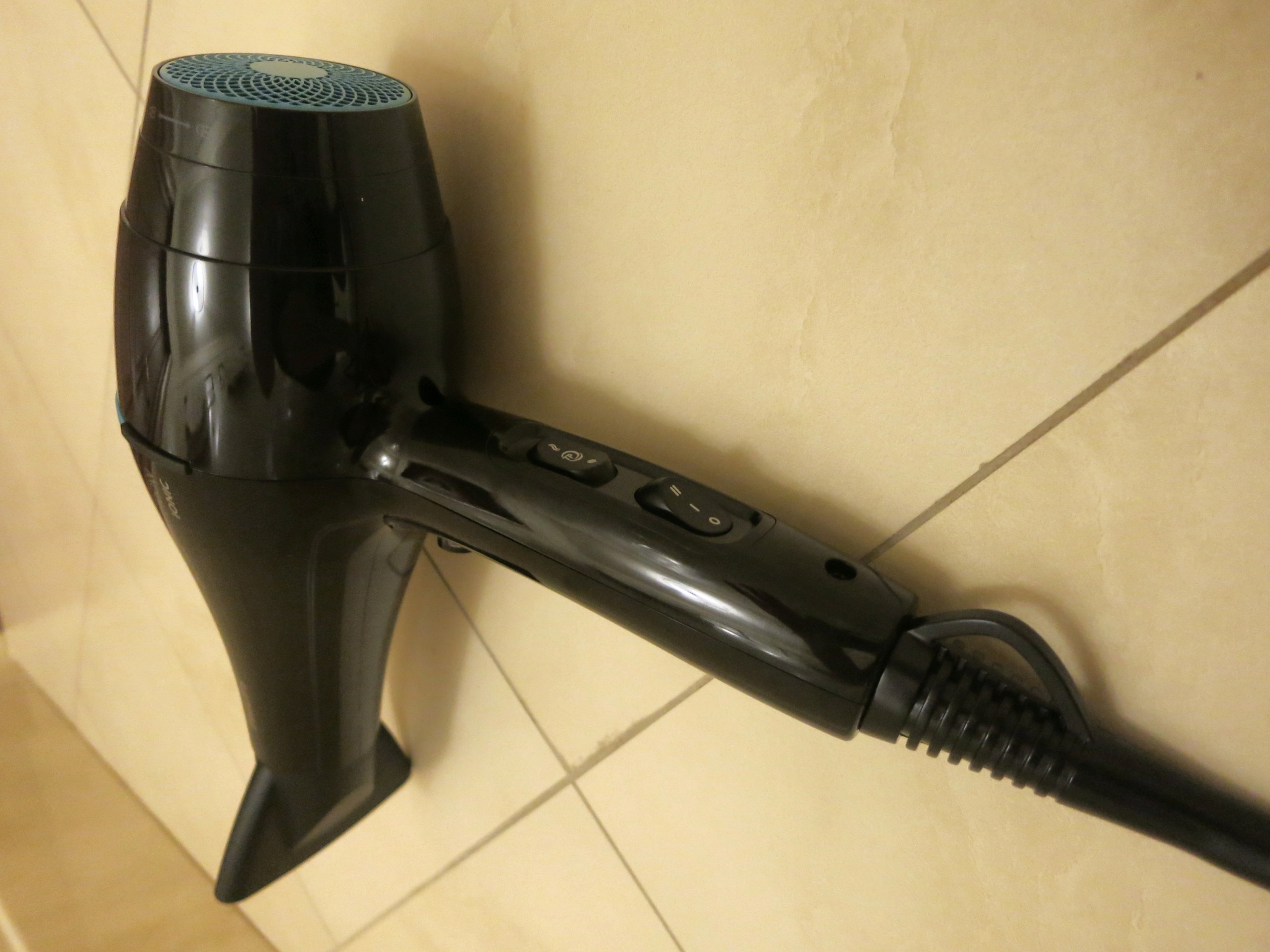 Обзор от покупателя на Фен Philips BHD272/00 DryCare Pro — интернет ...