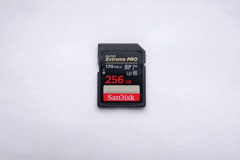 Карта памяти 128gb sandisk extreme sdxc class 10 uhs i u3 v30