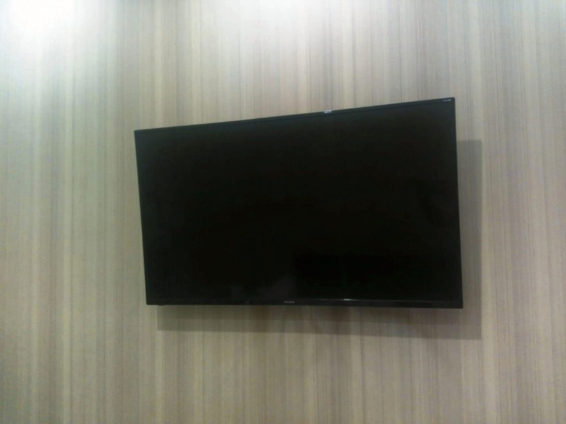 Обзор на Телевизор TELEFUNKEN TF-LED43S81T2S, черный - изображение 4