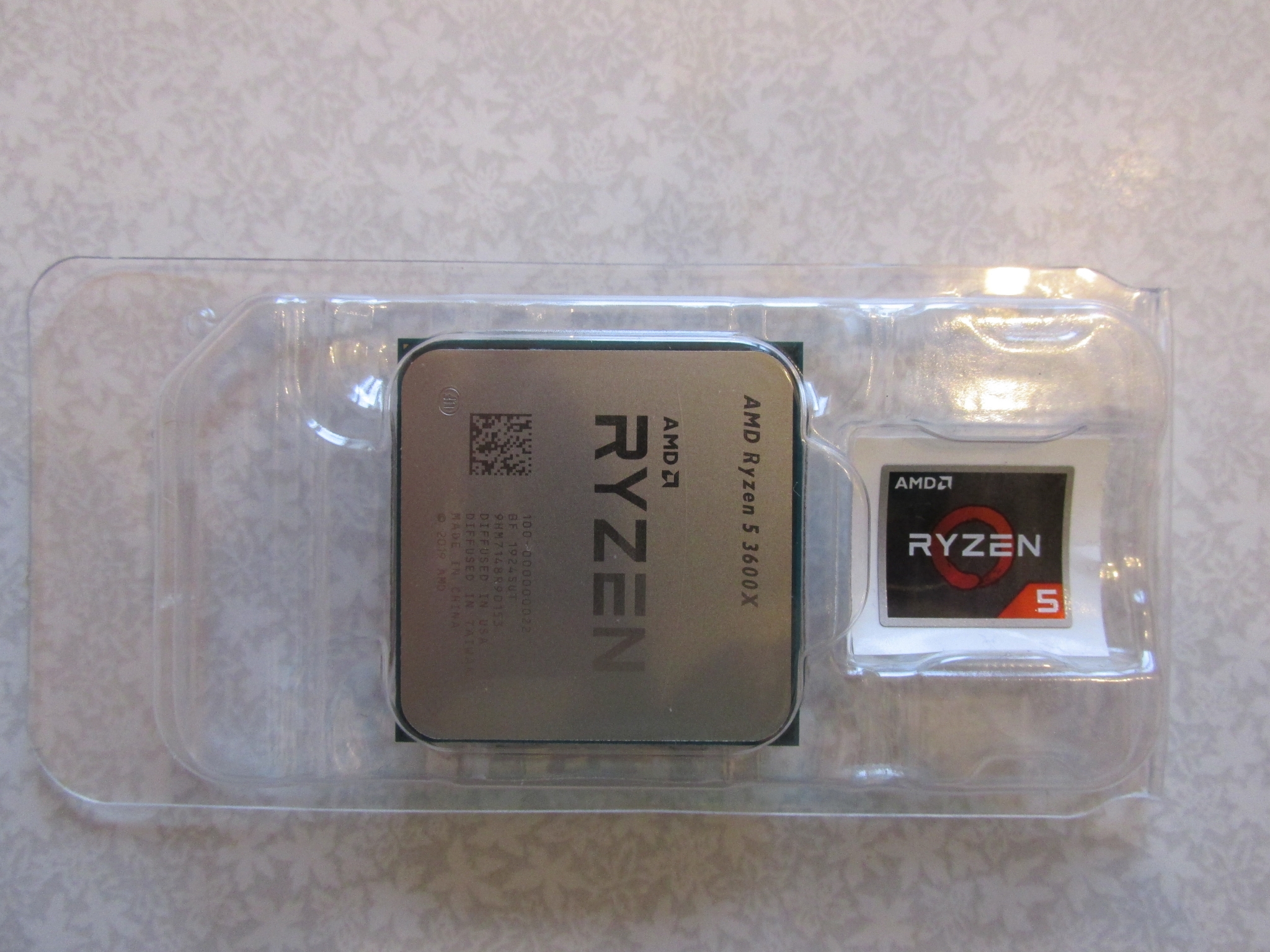 Amd ryzen 5600 купить. AMD Ryzen 5 3600. AMD Ryzen 5 3600 OEM. Процессор AMD Ryzen 5 3600 am4. 5600g Ryzen OEM упаковка.