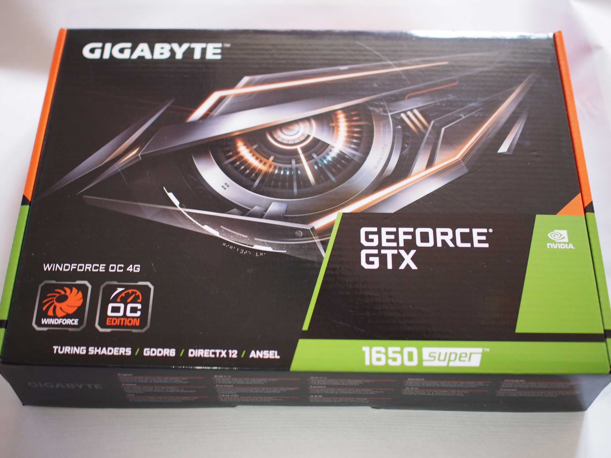 Gtx 1650 игровая. Видеокарта Gigabyte GEFORCE GTX 1650. Видеокарта 1650 super Gigabyte. Gigabyte GTX 1650 super 4gb. Видеокарта Gigabyte GEFORCE GTX 1650 super.