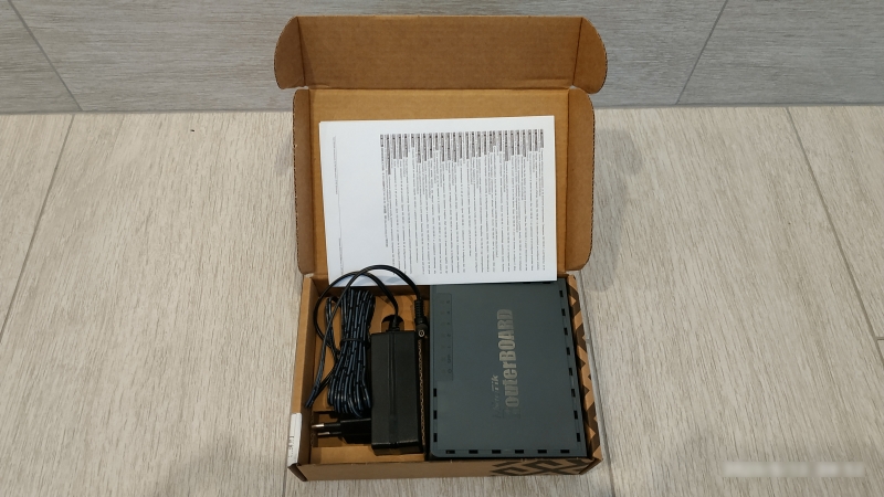 Обзор на маршрутизатор Mikrotik HEX S (RB760IGS) - изображение 2