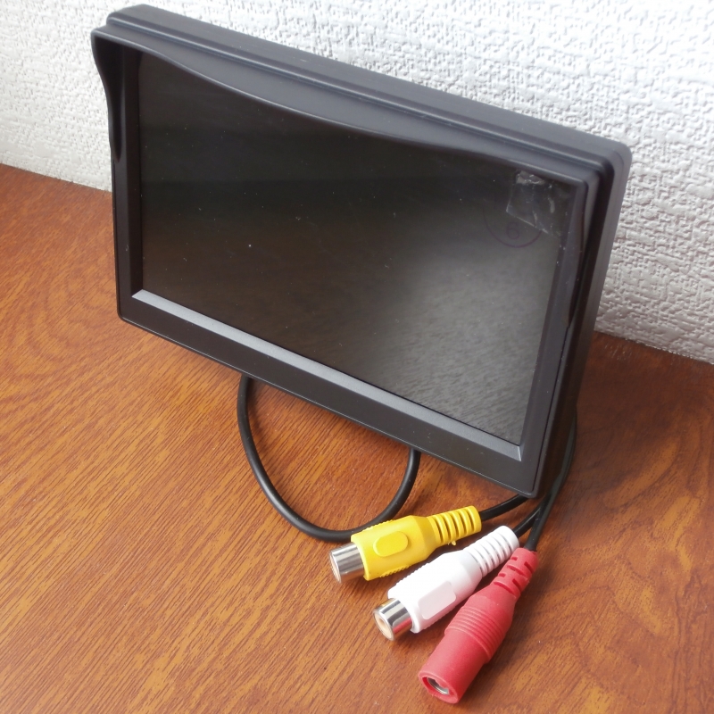 Обзор на Автомобильный монитор Silverstone F1 IP monitor 5
