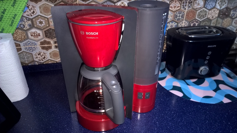 blik partij Wacht even Капельная кофеварка Bosch TKA6A044 капельного типа, красный — купить в  интернет-магазине ОНЛАЙН ТРЕЙД.РУ