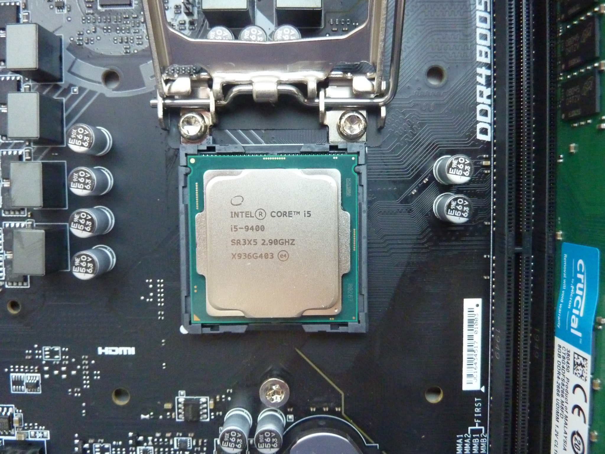 Интел 5 9400f. Core i5 9400. Intel Core i5-9400 OEM. Intel i5 9400f. Intel Core i5-9400f Coffee Lake.