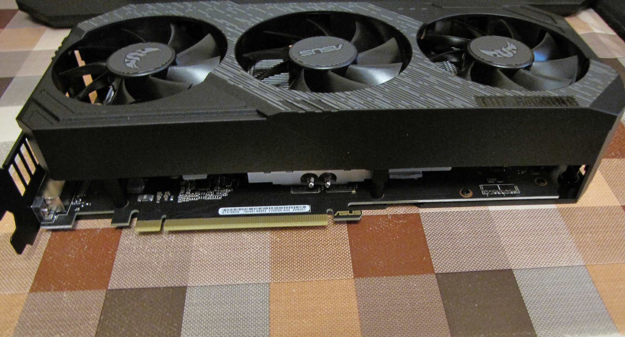 Asus geforce rtx 4070 super tuf oc. ASUS TUF 1660 super. Видеокарта 1660 super. ASUS TUF Gaming x3 GEFORCE GTX 1660 super OC 6gb. ASUS TUF GTX 1660 super Gaming o6g майнинг.