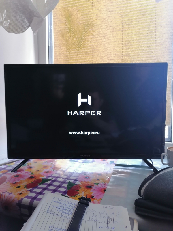 Обзор на Телевизор HARPER 24R470T, черный - изображение 1