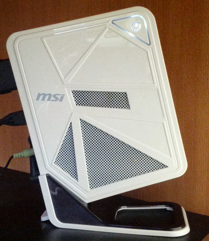 Обзор на Неттоп MSI Wind Box DC111-045XRU Intel Celeron 1037U(1.8GHz)4Gb/500Gb/Intel HD/DOS/White-Black - изображение 1
