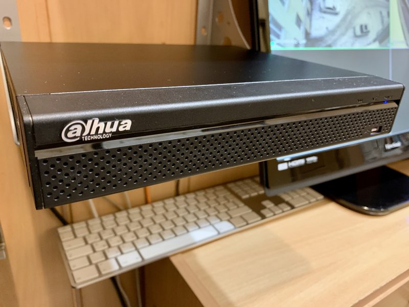 Обзор на Видеорегистратор Dahua DHI-NVR2104HS-P-4KS2 - изображение 1