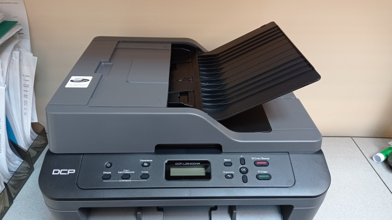 Обзор на Лазерное МФУ Brother DCP-L2540DNR принтер/копир/сканер лазерный - изображение 2