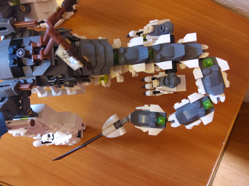 Обзор на Конструктор LEGO® NINJAGO® 71721 Дракон чародея-скелета - изображение 9