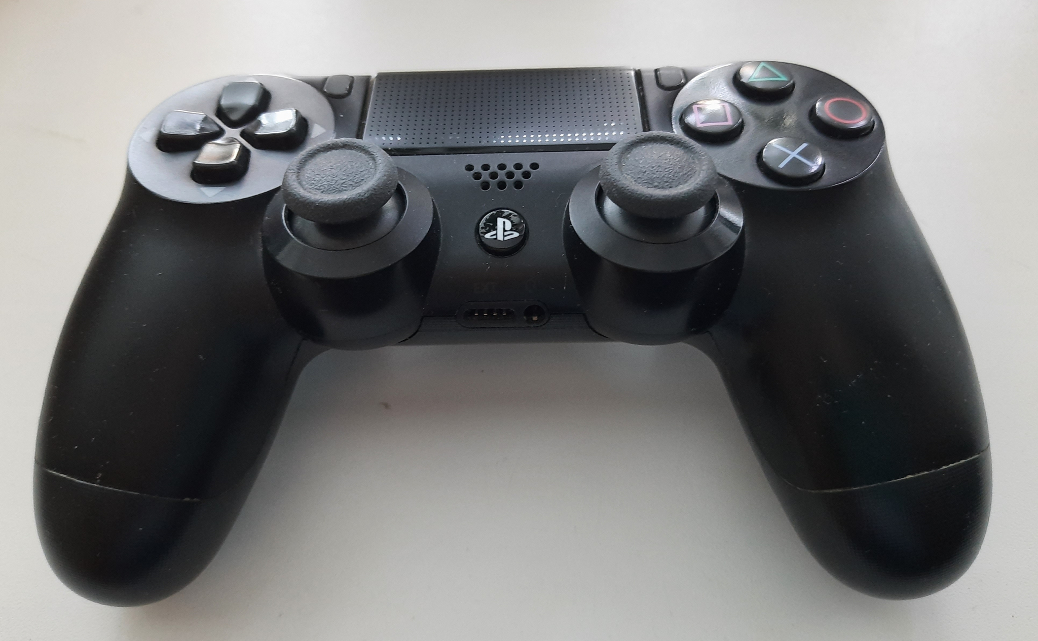 Обзор от покупателя на Беспроводной контроллер PlayStation DUALSHOCK 4,  черный — интернет-магазин ОНЛАЙН ТРЕЙД.РУ