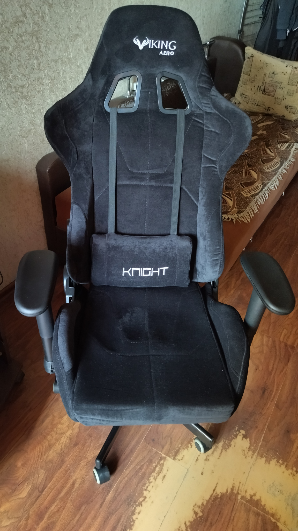 Viking knight lt28 fabric. Спортивное сиденье (полуковш) LM Recaro 500. Ковши на ВАЗ 2114. Сиденья ковши на ВАЗ 2114. Ковши на ВАЗ 2114 супер авто.