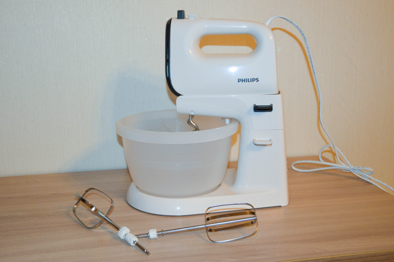 Миксер Philips hr1560. Разбираем миксер Philips hr3745. Старый миксер Филипс. Разбираем корпус миксера Philips hr3745.