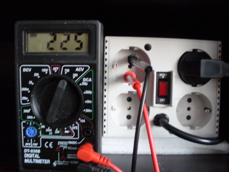 Обзор на Стабилизатор напряжения PowerCom Tap-Change TCA-1200 - изображение 2