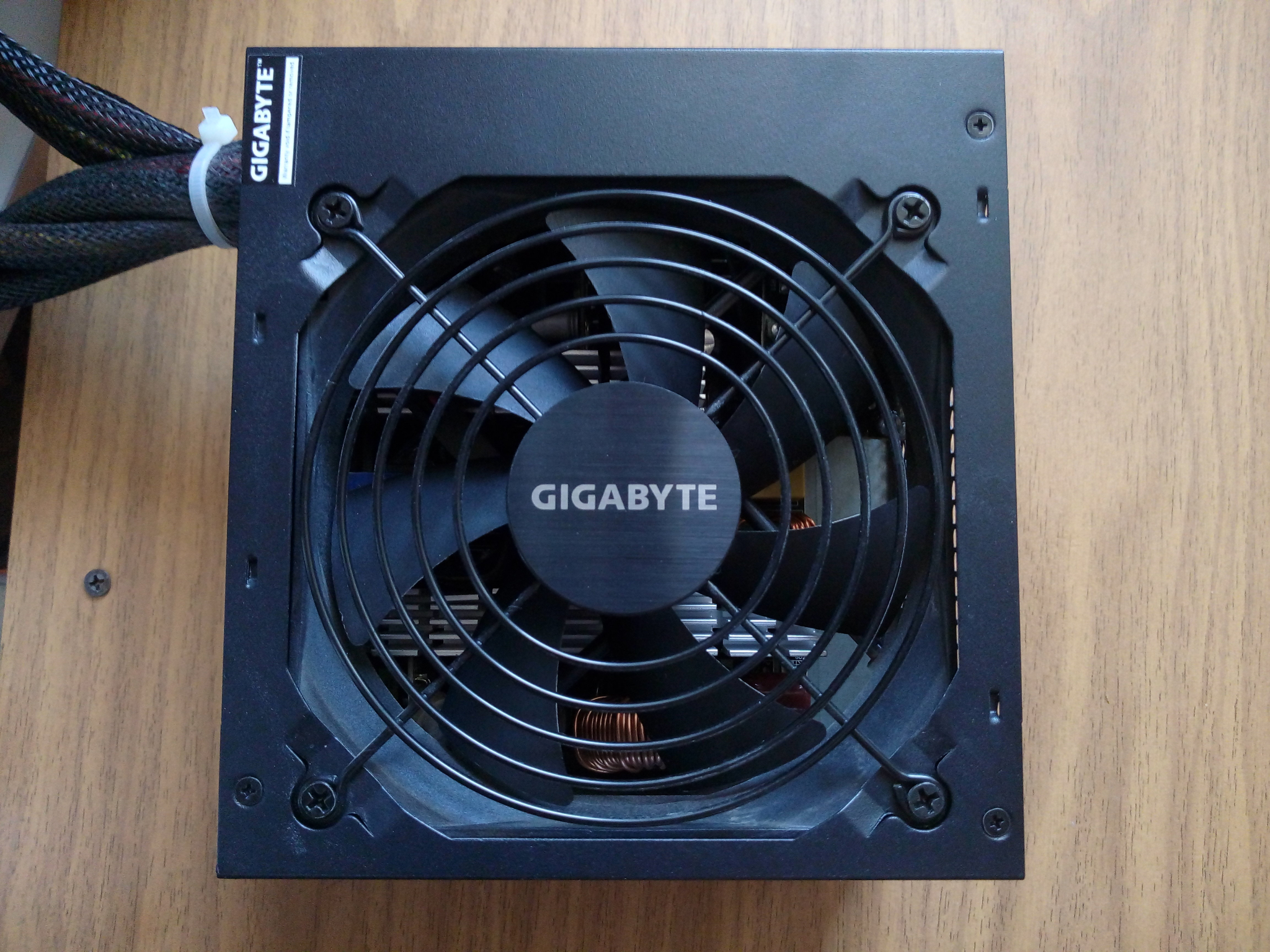 Gigabyte 650w atx