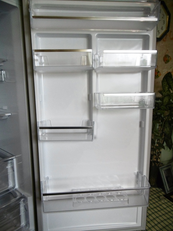 Обзор на Холодильник Samsung RB-37 J5240SS - изображение 9