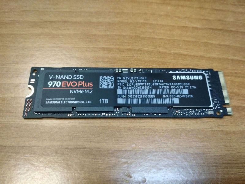 Samsung m2 970 evo plus. Сервер на накопителях v-NAND 3-bit TLC.