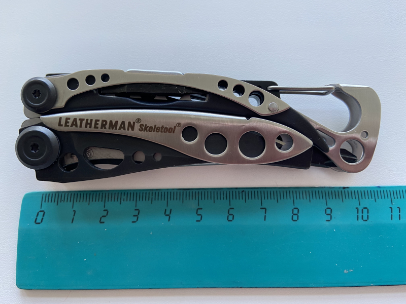 Leatherman skeletool