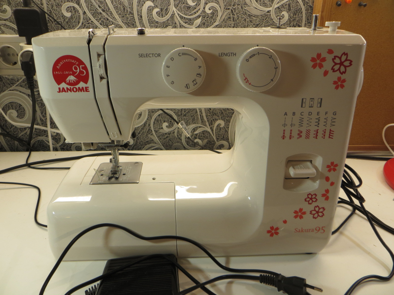 Janome sakura. Швейная машинка Janome Sakura 95. Джаноме Сакура 95. Швейная машинка Сакура 95. Джаноме 531 швейная машинка.