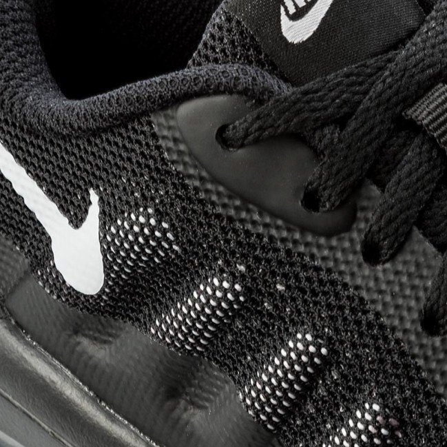 Кроссовки Литвина Nike черные. Литвин найк. Кроссовки Nike у Миши Литвина.