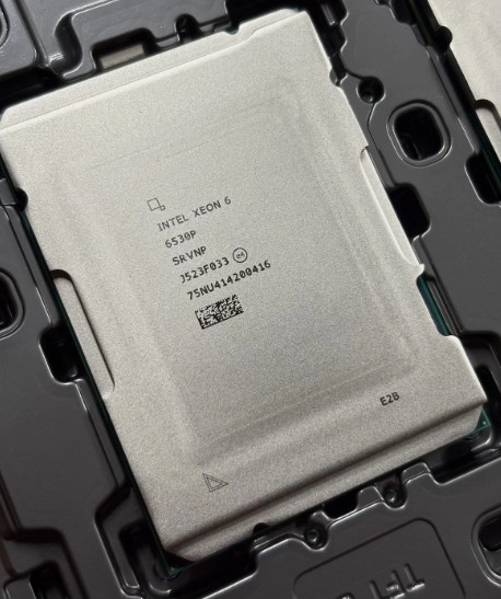 Процессор INTEL Xeon 6530P LGA4710 144M Cache, 2.3 GHz, 32 core