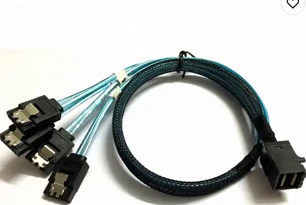 Кабель LSI LOGIC Cable SFF-8643 - 4*SATA (MiniSAS HD -to- 4*SATA), 1m M01820 — купить по низкой цене в интернет-магазине ОНЛАЙН ТРЕЙД.РУ