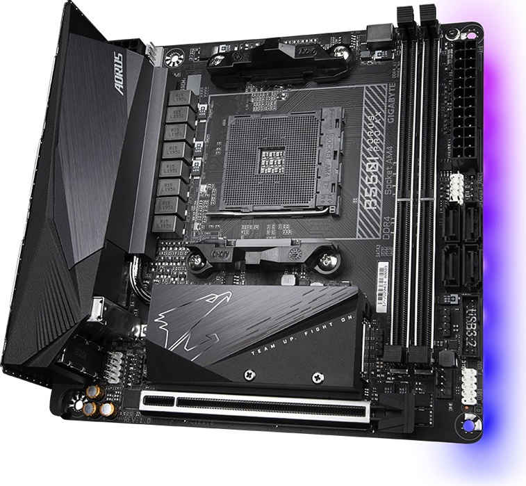 Материнская плата GIGABYTE B550I AORUS PRO AX (AM4, mini-ITX) — купить ...