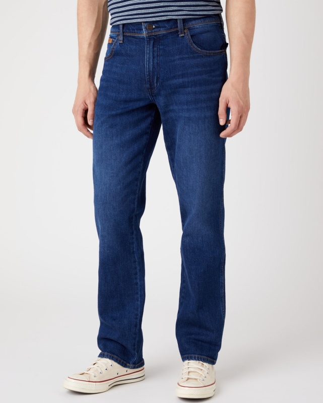 Джинсы WRANGLER 112322670 мужские, цвет синий, размер 30/34 112322670-30/34 — купить по низкой цене в интернет-магазине ОНЛАЙН ТРЕЙД.РУ