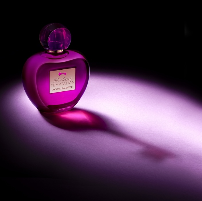 Antonio banderas духи женские розовые. Her secret absolu. Антонио бандерас лимитед женские. Her secret absolu. Her secret absolu.