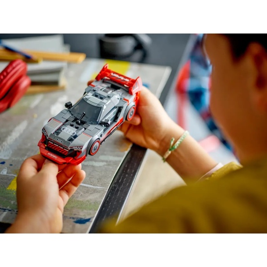 LEGO Speed Champions 76921 Audi S1 e tron quattro 76921 LEGO