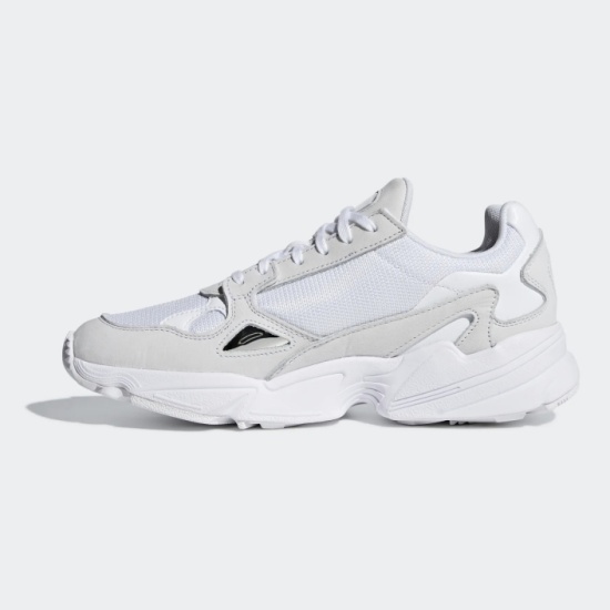 Adidas falcon white size 4 2025