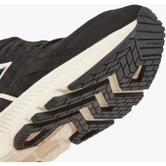Diadora mythos blushield hip 3 cheap