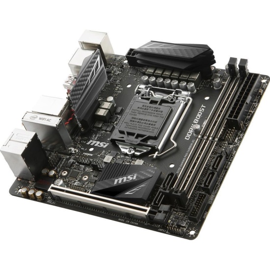 Z370i gaming pro carbon ac outlet