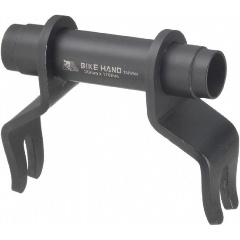 Изображение товара Крепление/адаптер BIKE HAND 6-200313 для стенда (YC-92) для перевозки велосипедов под 20мм ось на автобагажнике или кузове пикапа YC-92-20 BIKEHAND