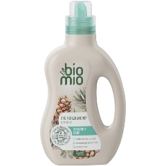 Изображение товара Кондиционер-ополаскиватель для белья BIOMIO BIO-SOFT ЭВКАЛИП-КЕДР 800 мл экологичный