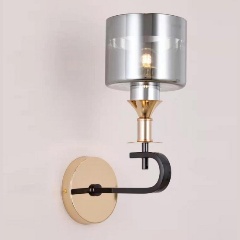 Изображение товара Бра Omnilux Ausonia OML-68701-01 стильное металлическое золотое освещение для гостиной