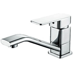 Изображение товара Смеситель для раковины/кухни D-LIN с поворотным изливом, квадратный D151368, хром