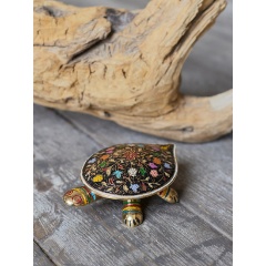 Изображение товара Шкатулка ETHNIC CHIC Черепаха 14 см латунь с тёмной эмалью для украшений