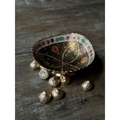 Изображение товара Конфетница ETHNIC CHIC из латуни с цветной эмалью, винтажный дизайн