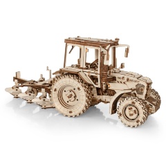 Изображение товара Сборная модель EWA Трактор БЕЛАРУС 82.3 с плугом