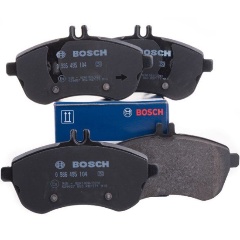 Изображение товара Передние тормозные колодки BOSCH 0986495104 4 шт — надежное торможение и безопасность