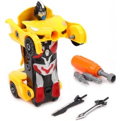 Изображение товара Игрушка-конструктор трансформер НАША ИГРУШКА CQ-224 для детей 3+ с отверткой и оружием