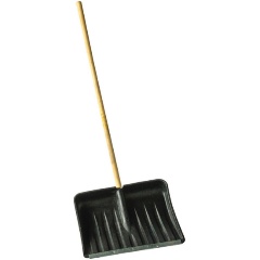 Изображение товара Лопата снегоуборочная пластиковая с деревянным черенком 500x390мм РемоКолор 69-0-430