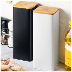 Изображение товара Набор ELAN GALLERY 2 банок для сыпучих продуктов 9,5*9,5*26,5 см 2,3 л белая и черная