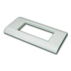 Изображение товара Пластиковая накладка Lanmaster на цоколь, 45x90, белая (LAN-FR45x90-WH)