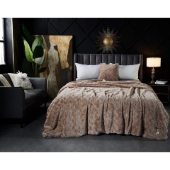 Изображение товара Покрывало Sofi de Marko Бернард бежевое 160х220 вискоза стильное и практичное